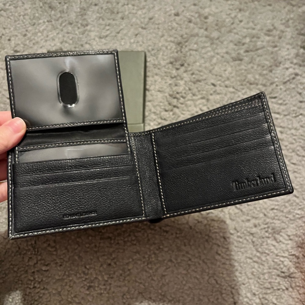 Nib Without Tags Timberland Wallet - image 2